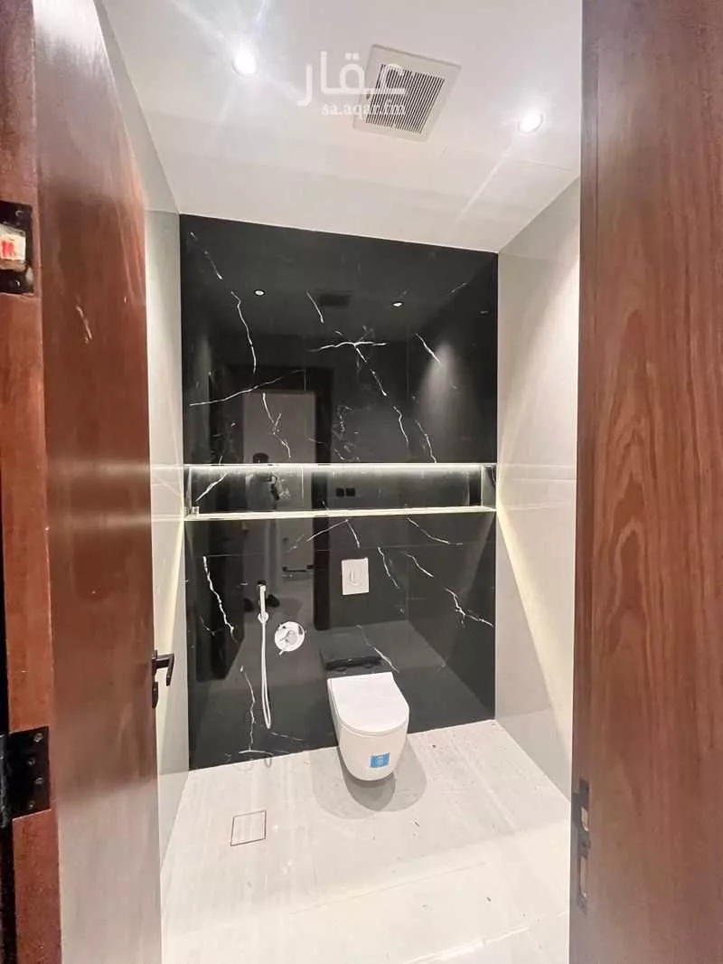 شقة 7 غرف في المهدية 4