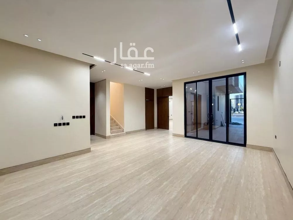 فيلا 5 غرف في المهدية 4