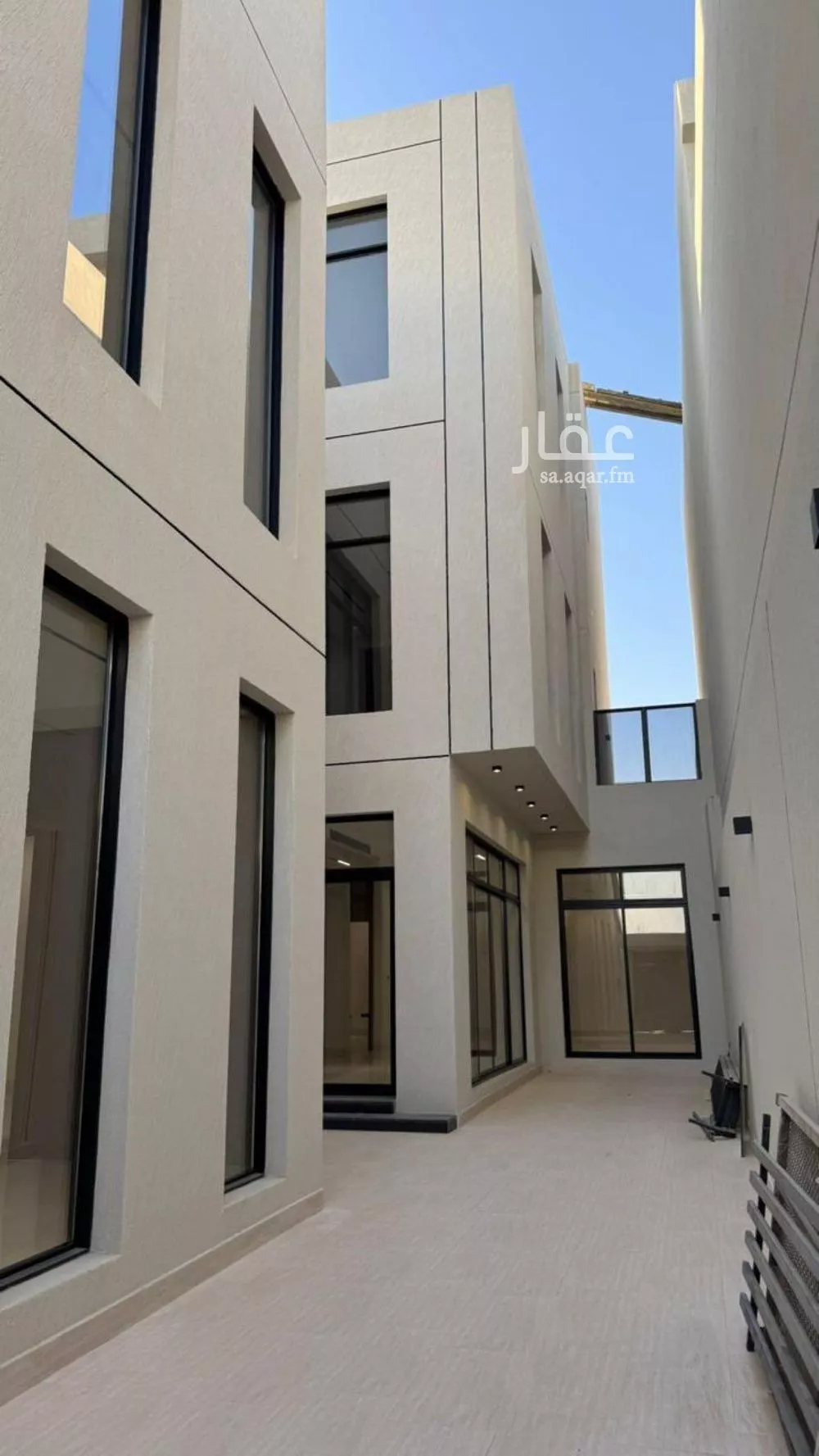 6 bedroom villa in Al Mahdiyyah 2