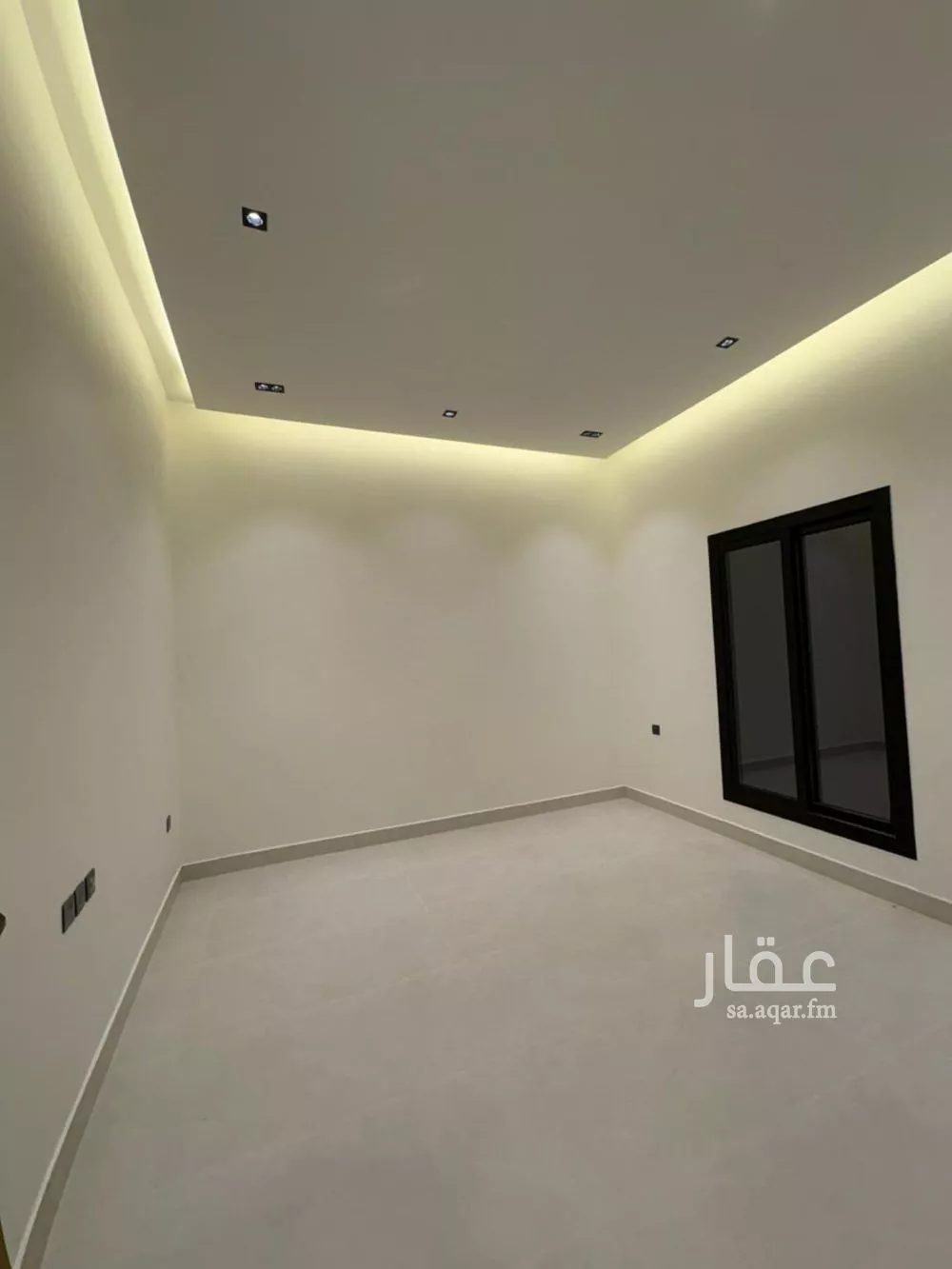 فيلا 6 غرف في المهدية 5