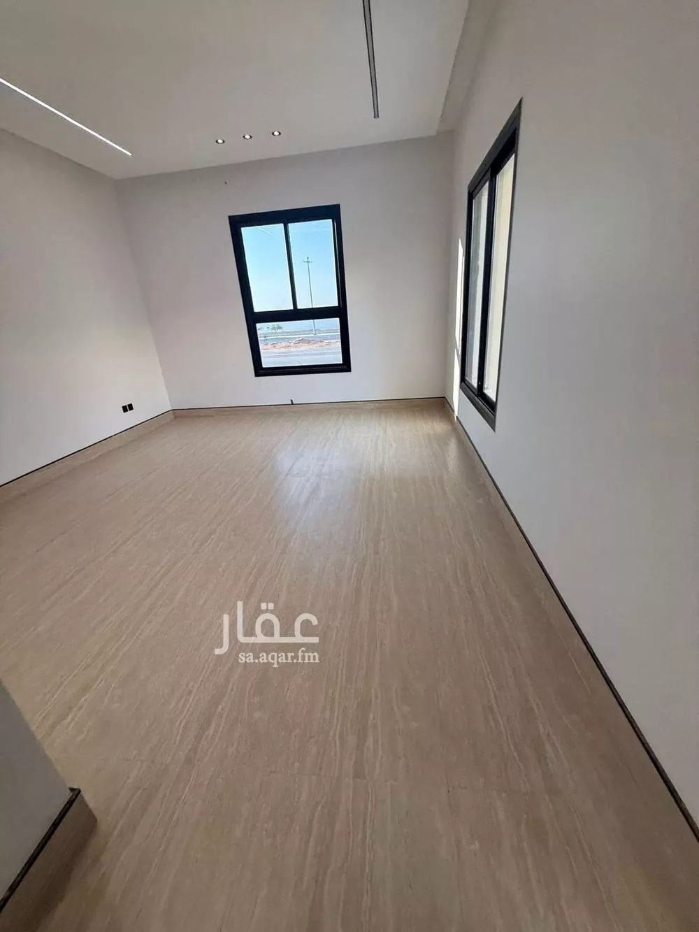 5 bedroom villa in Dhahrat Laban 5