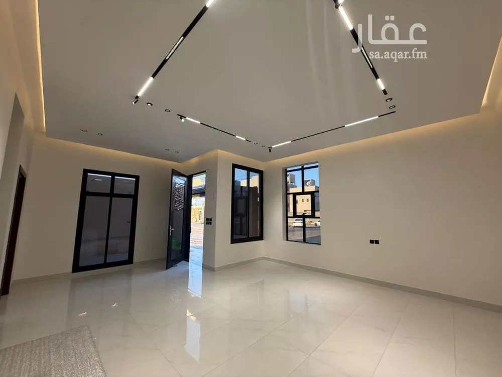 فيلا 6 غرف في المهدية 5