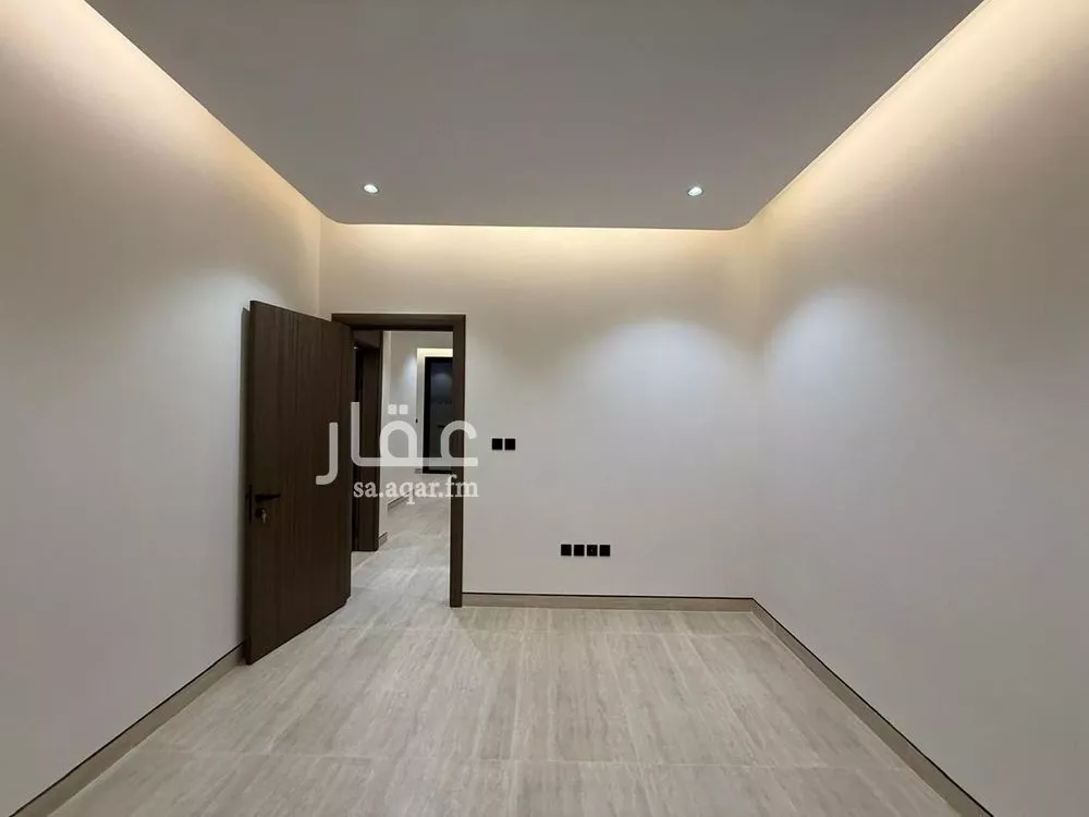 فيلا 7 غرف في المهدية 4