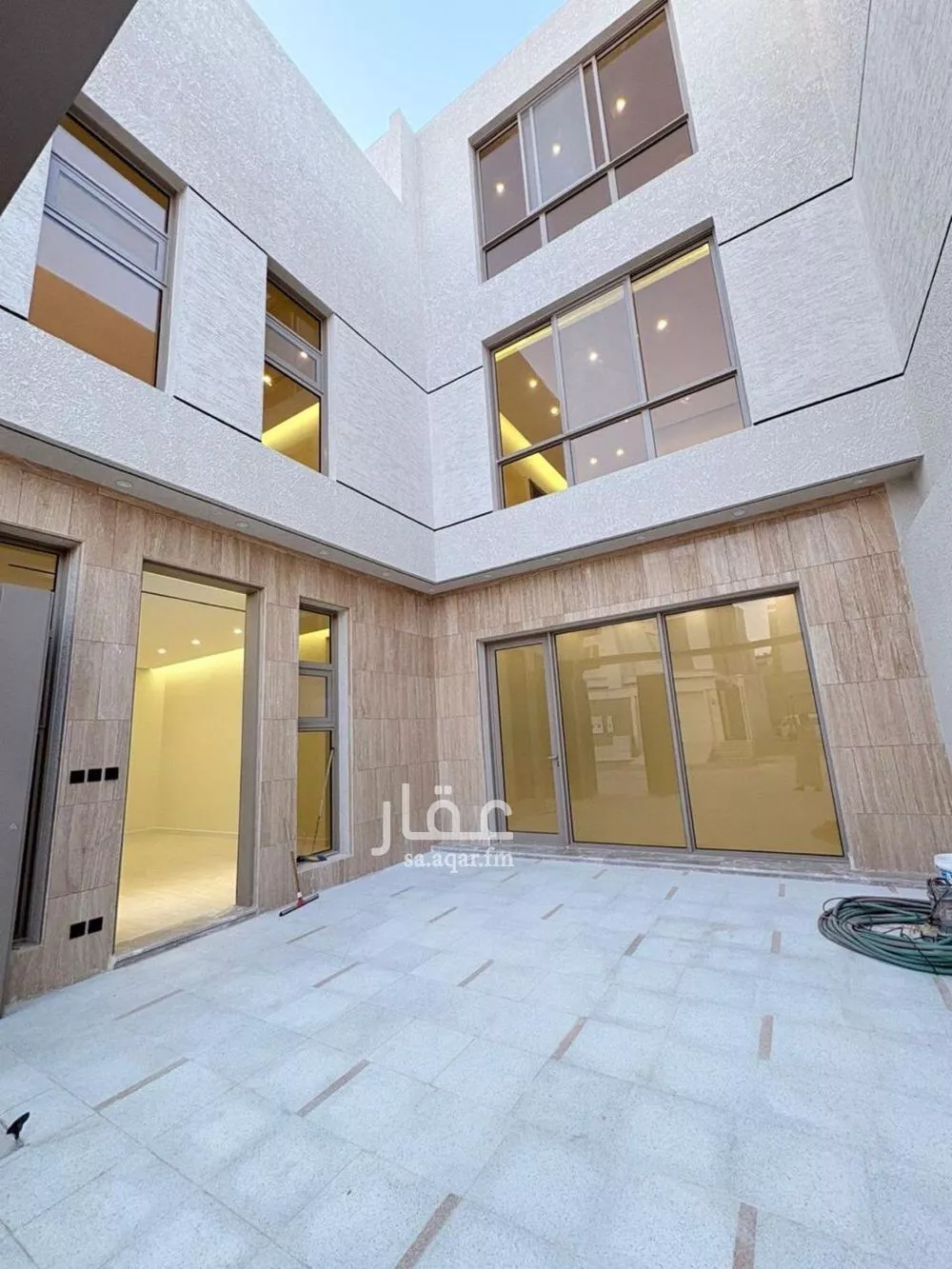 فيلا 6 غرف في المهدية 3