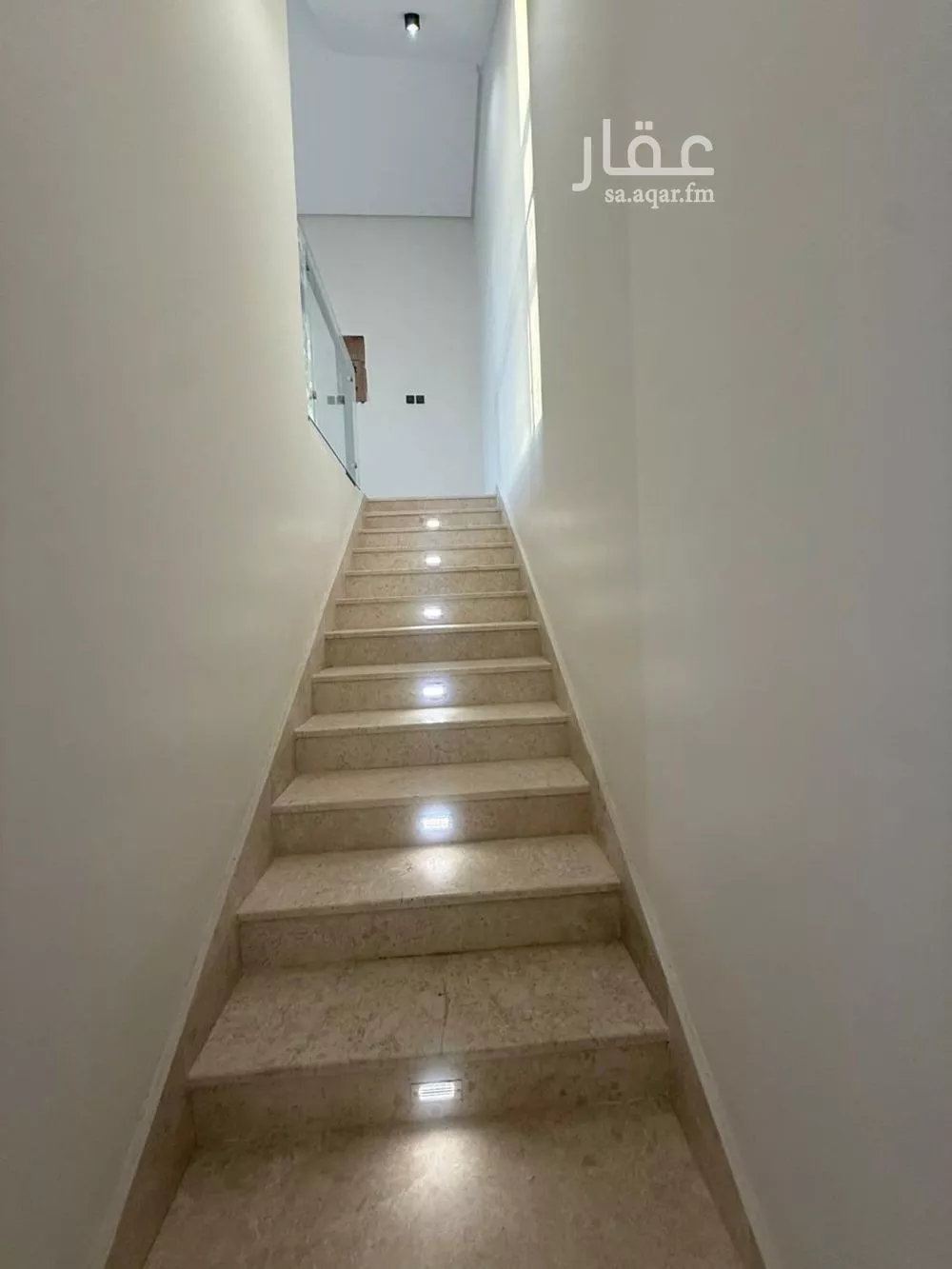 فيلا 6 غرف في المهدية 4