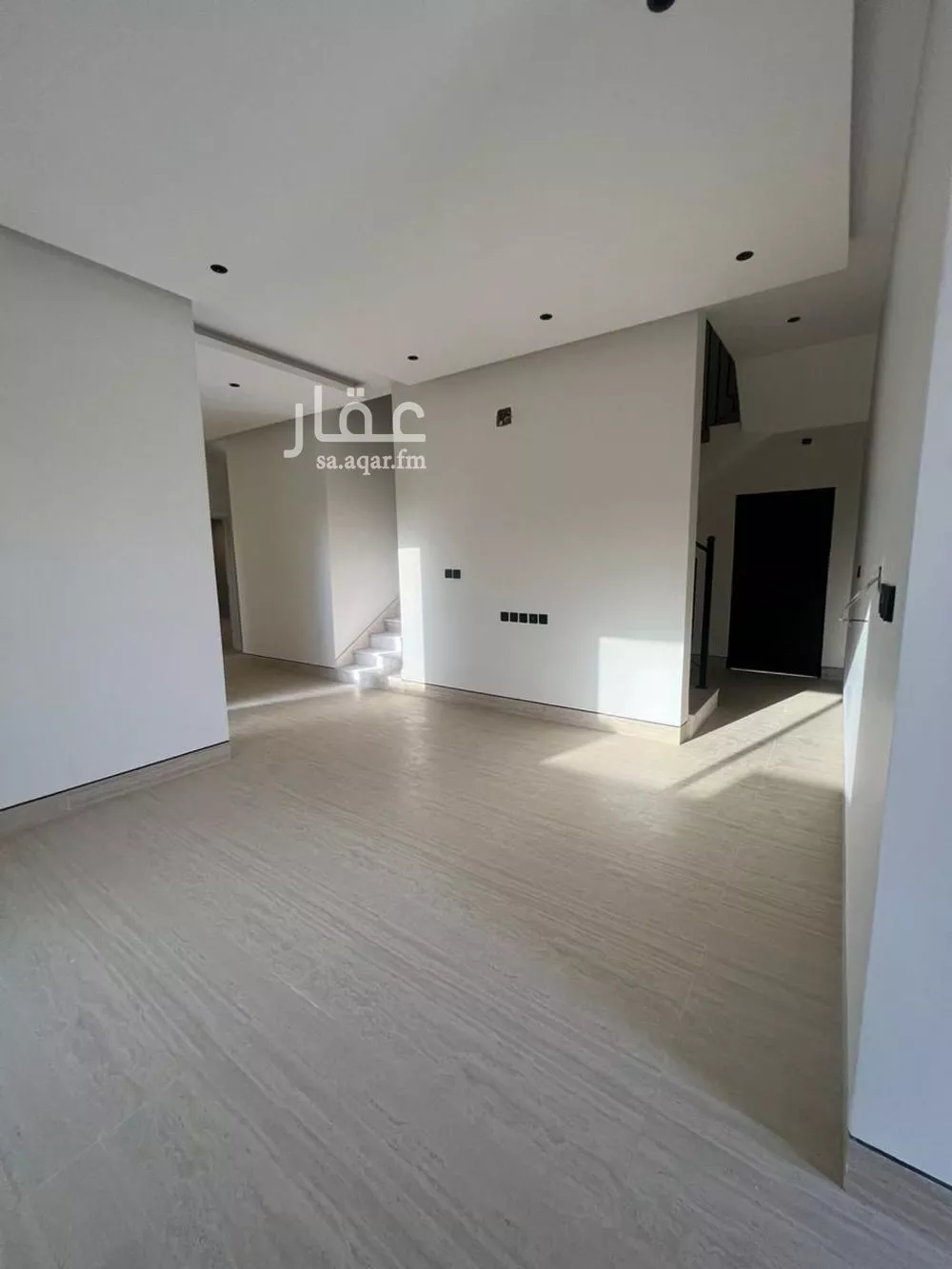 فيلا 5 غرف في المهدية 4