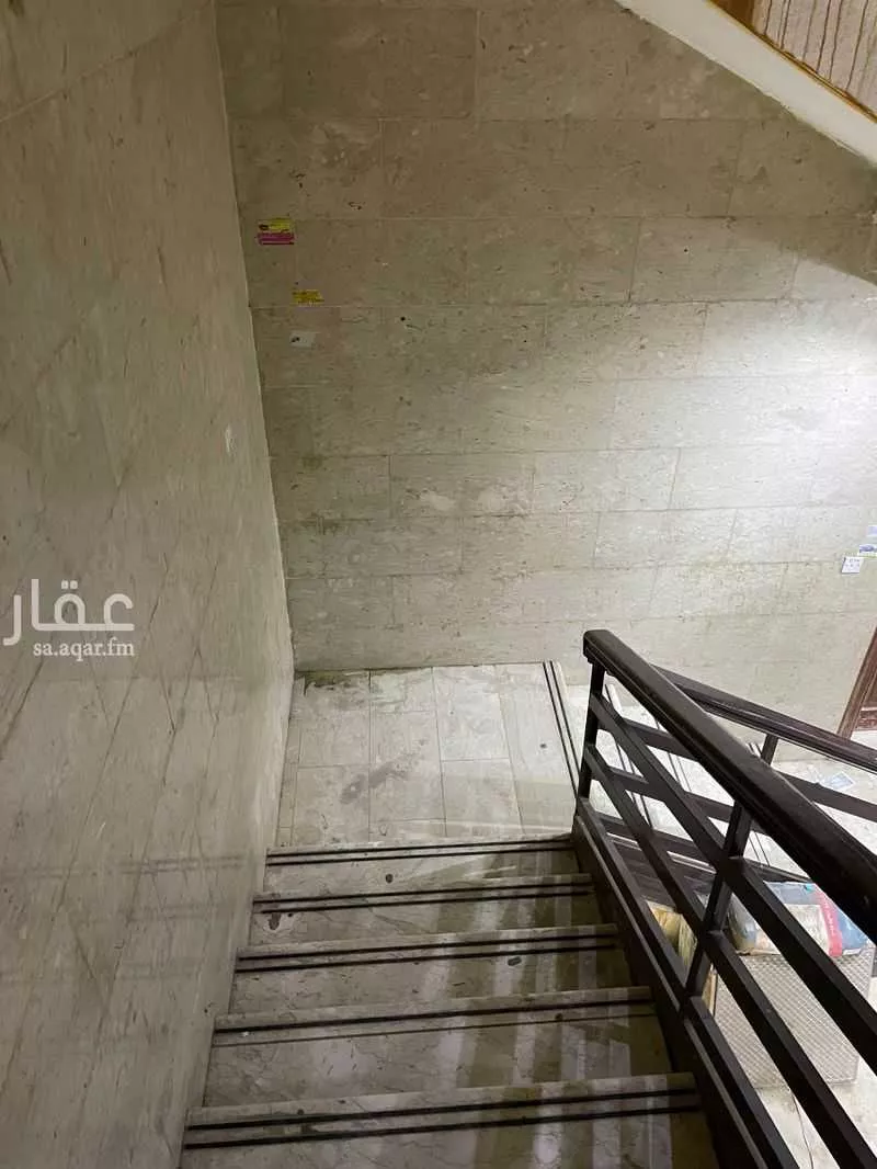 عمارة 875 م² في المصيف 3