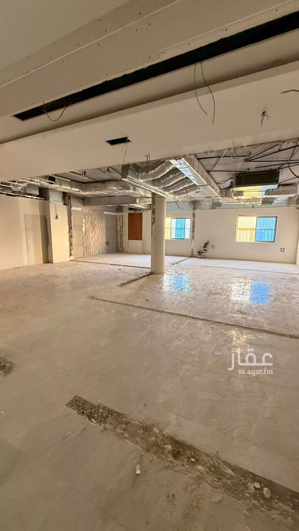 مكتب 200 م² في الروضة 3