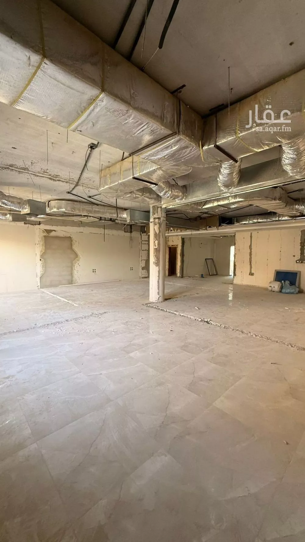 مكتب 200 م² في الروضة 5