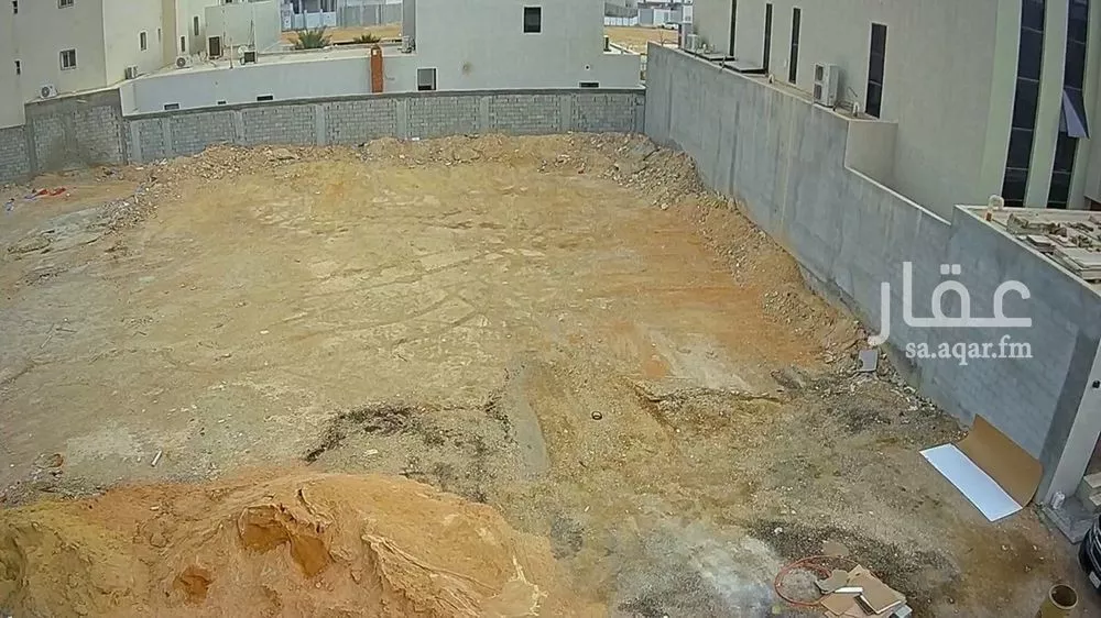land in Al Qairawan, Riyadh 8
