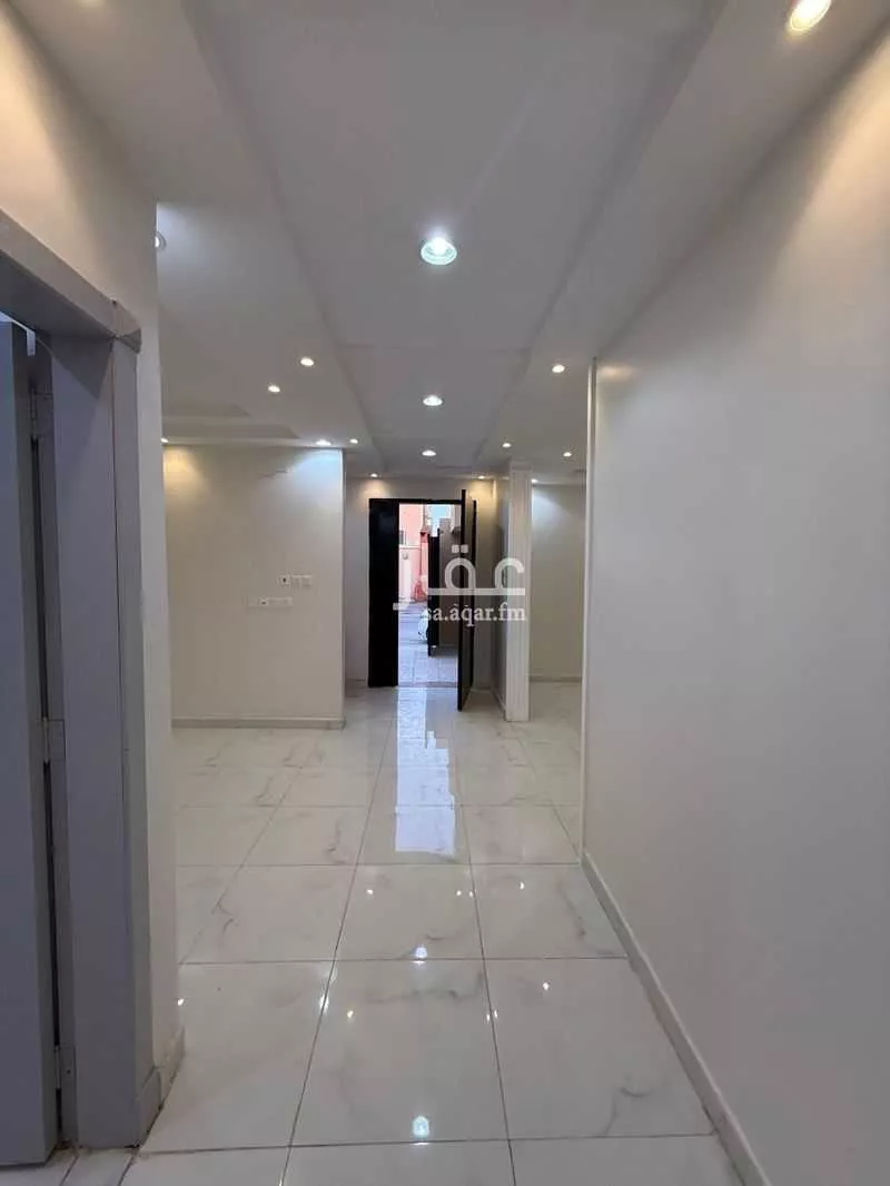 6 bedroom floor in Tuwaiq 3