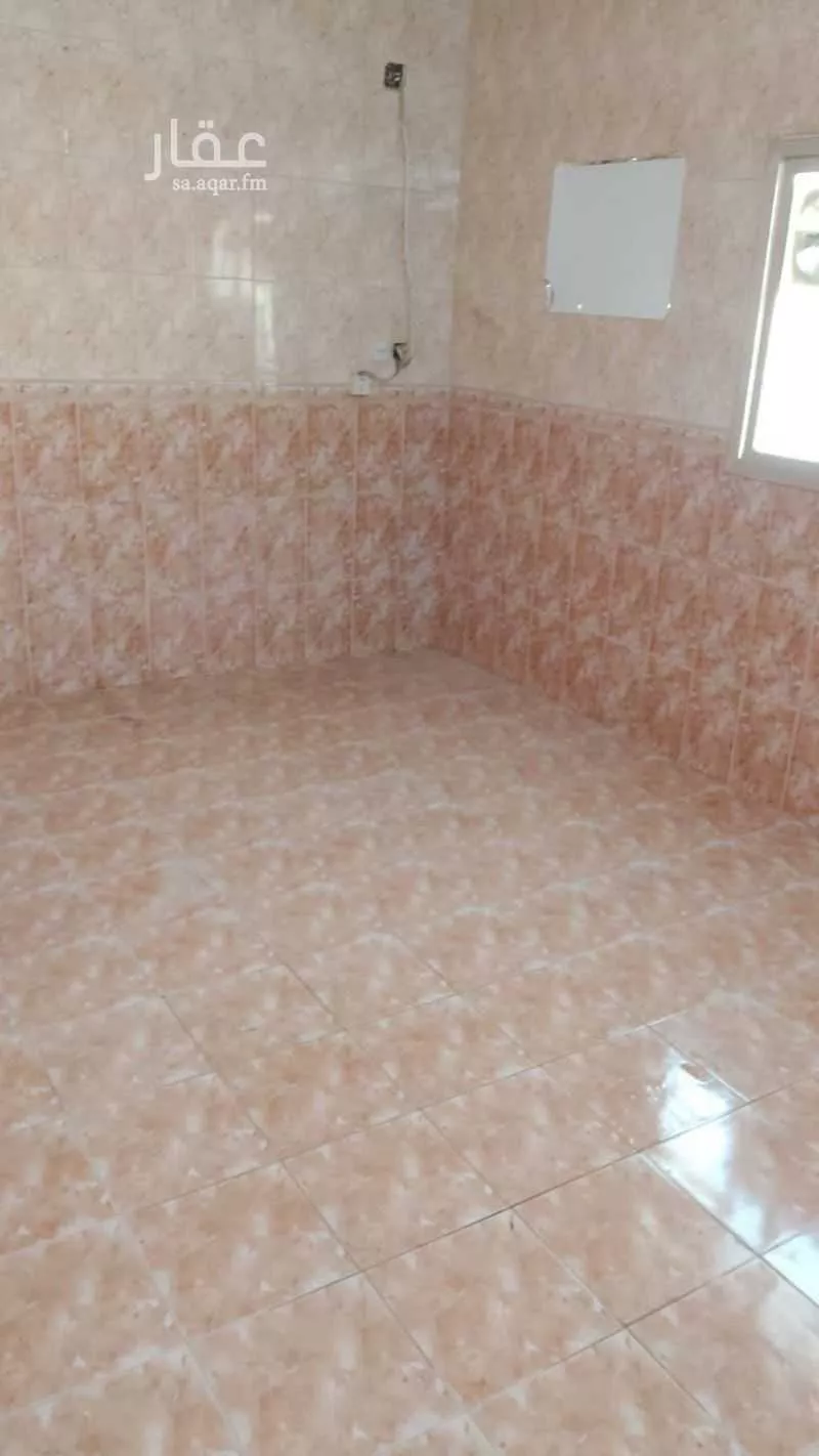 فيلا 10 غرف في العريجاء الغربية 5