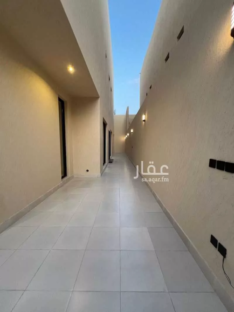 فيلا 6 غرف في النظيم 4