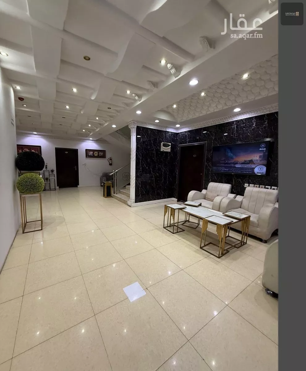 879 sqm building in Ishbiliyah 2