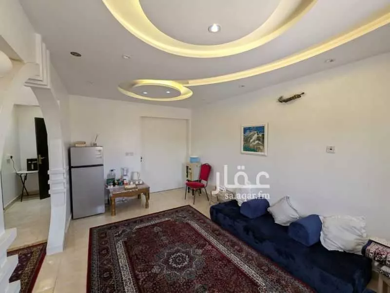 شقة 5 غرف في الحمراء و ام الجود 3