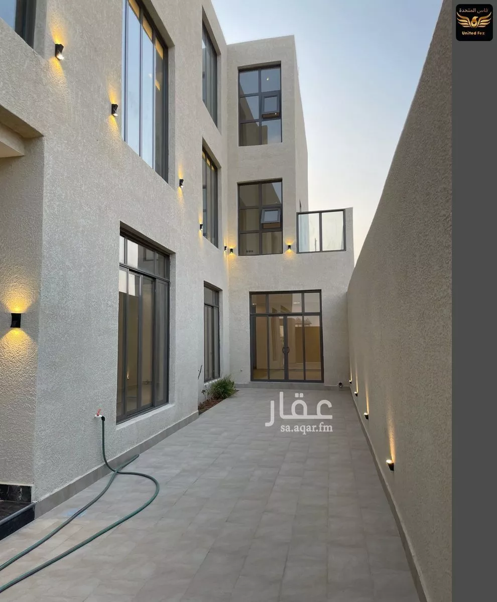 6 bedroom villa in Al Mahdiyyah 5