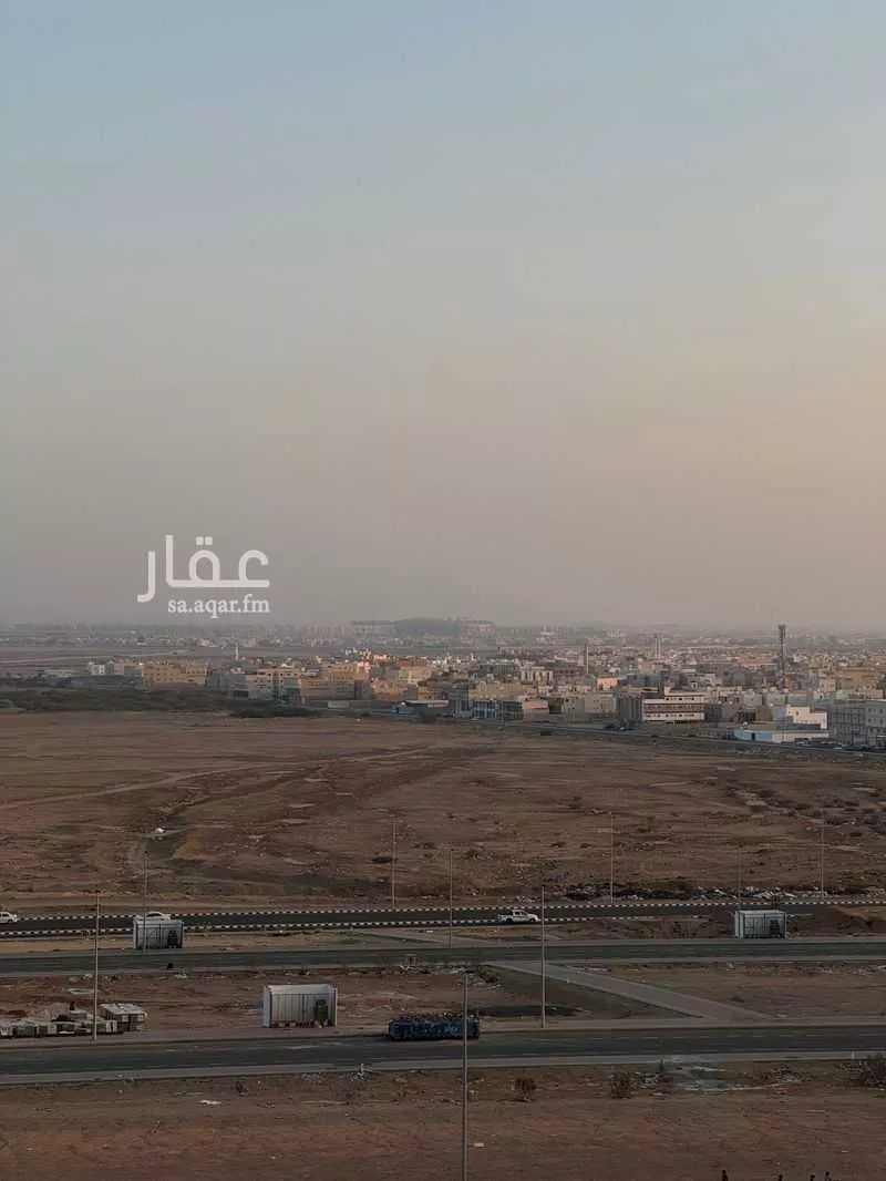 شقة 6 غرف في طيبة 5