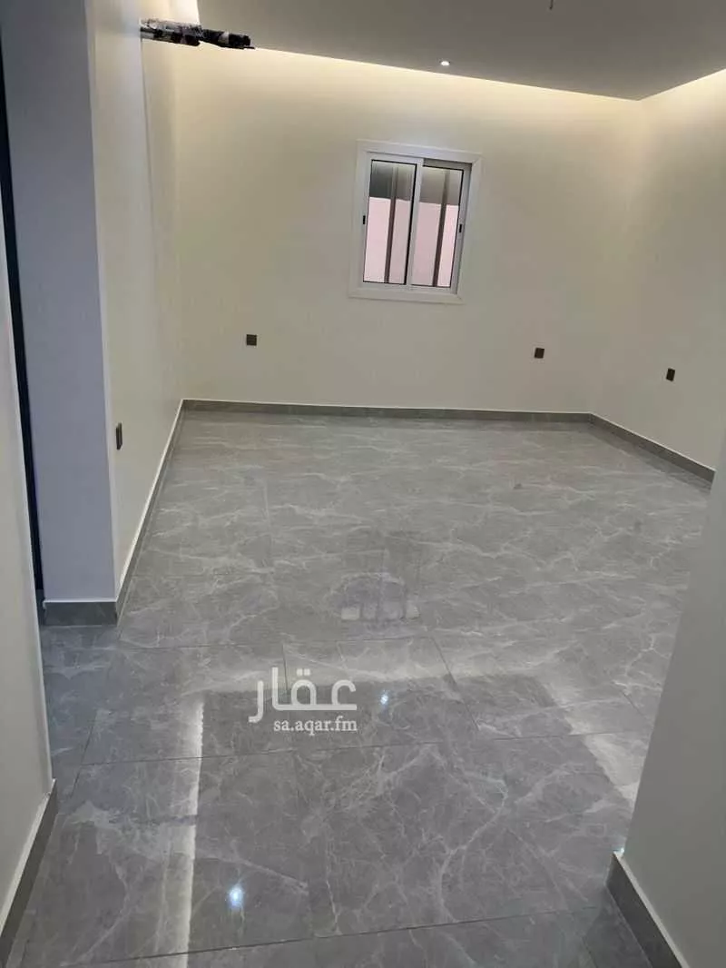 شقة 6 غرف في طيبة 4