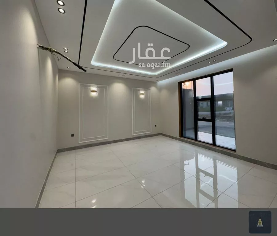 فيلا 8 غرف في الملك فهد 4