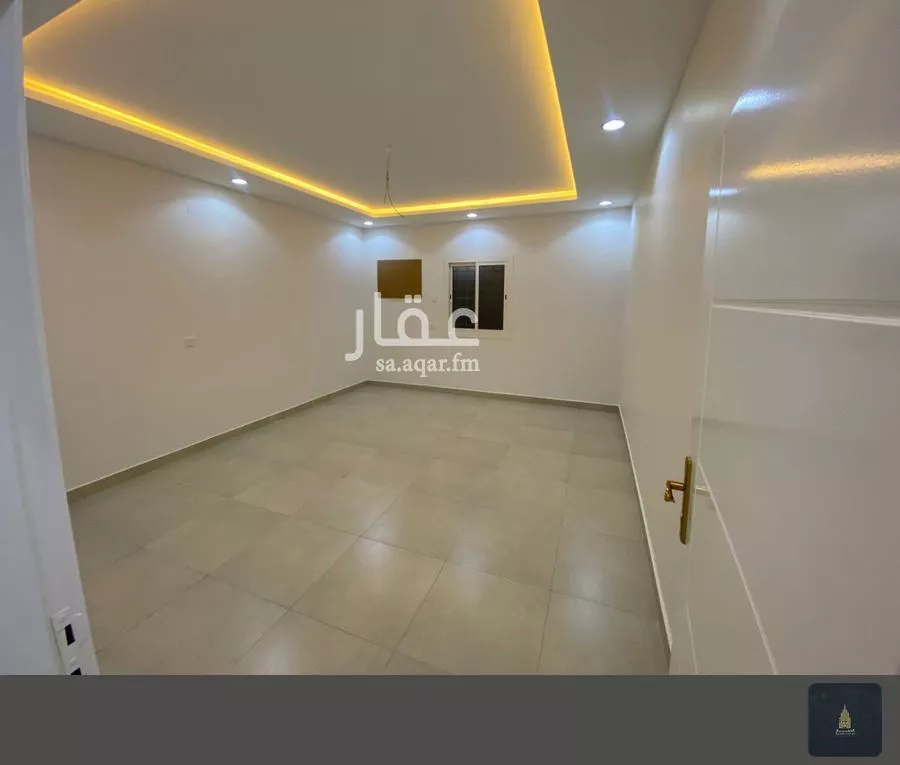 4 bedroom apartment in King Fahd 5