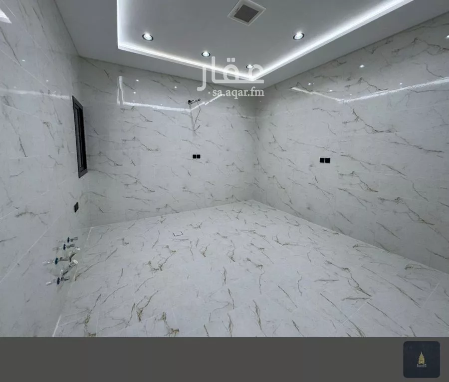 6 bedroom floor in King Fahd 3