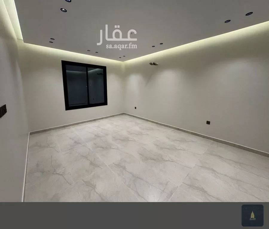 فيلا 10 غرف في الملك فهد 4