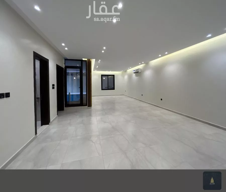 فيلا 9 غرف في الملك فهد 3