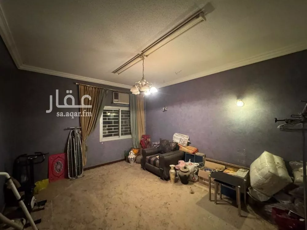 فيلا 7 غرف في الملك فهد 5