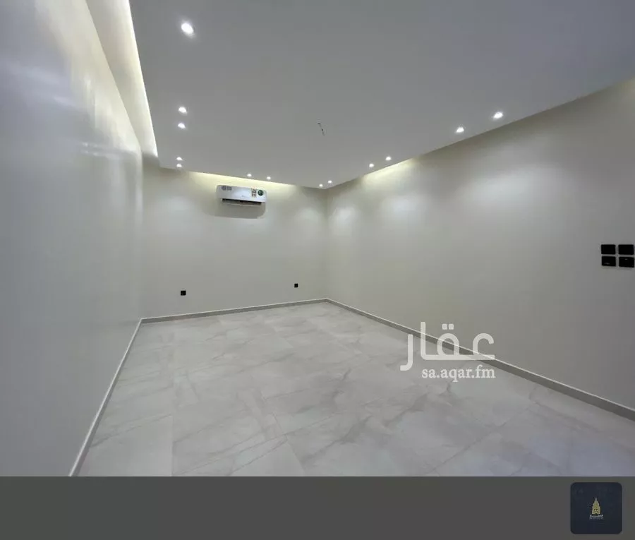 فيلا 9 غرف في الملك فهد 2