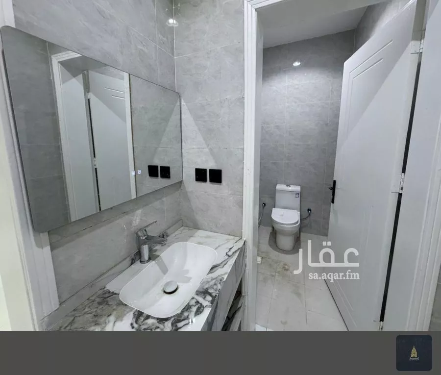 فيلا 6 غرف في الملك فهد 2