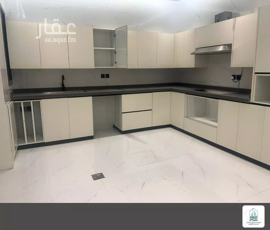 شقة 3 غرف في السعادة 1