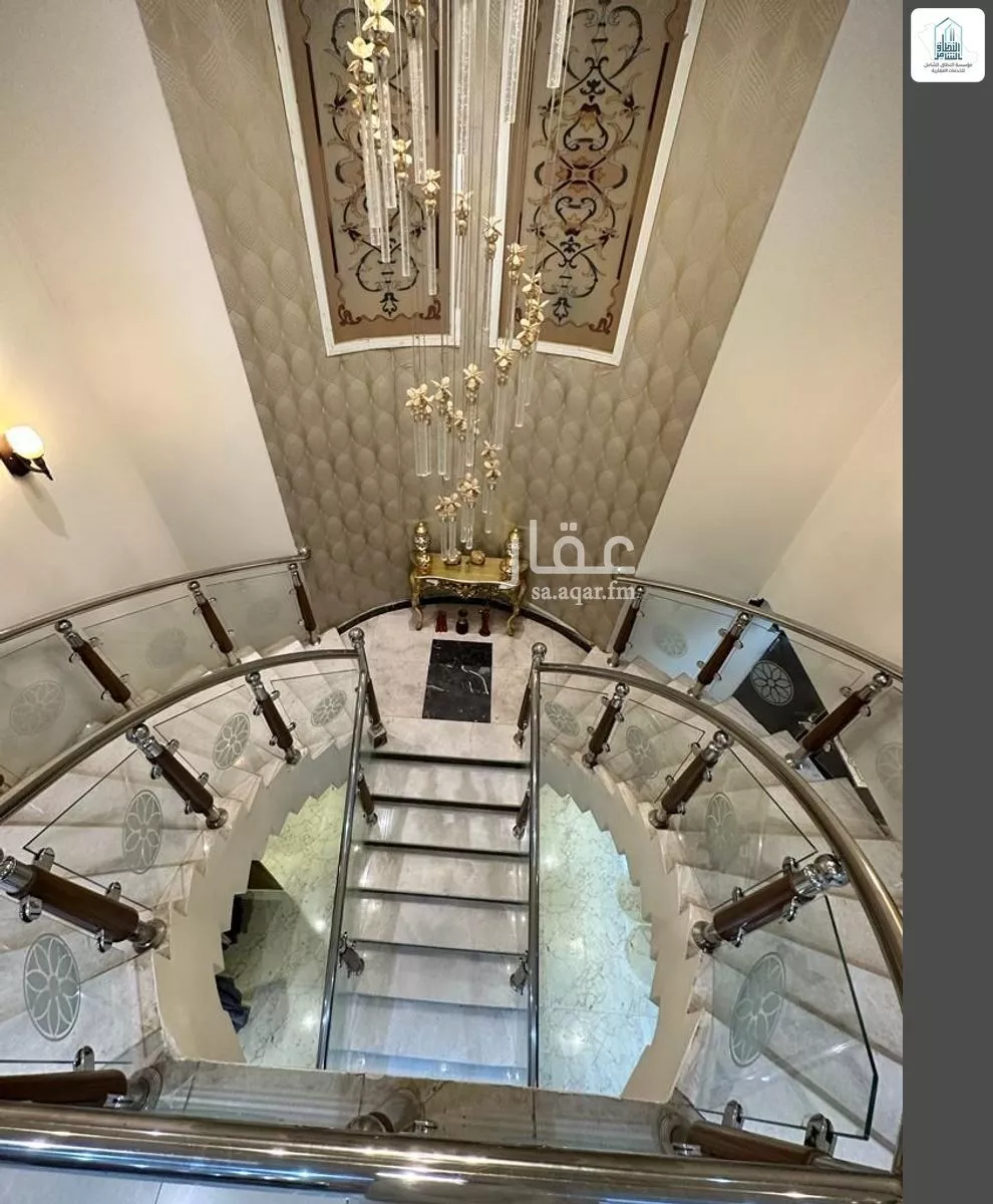 8 bedroom villa in Al Yasmin 1