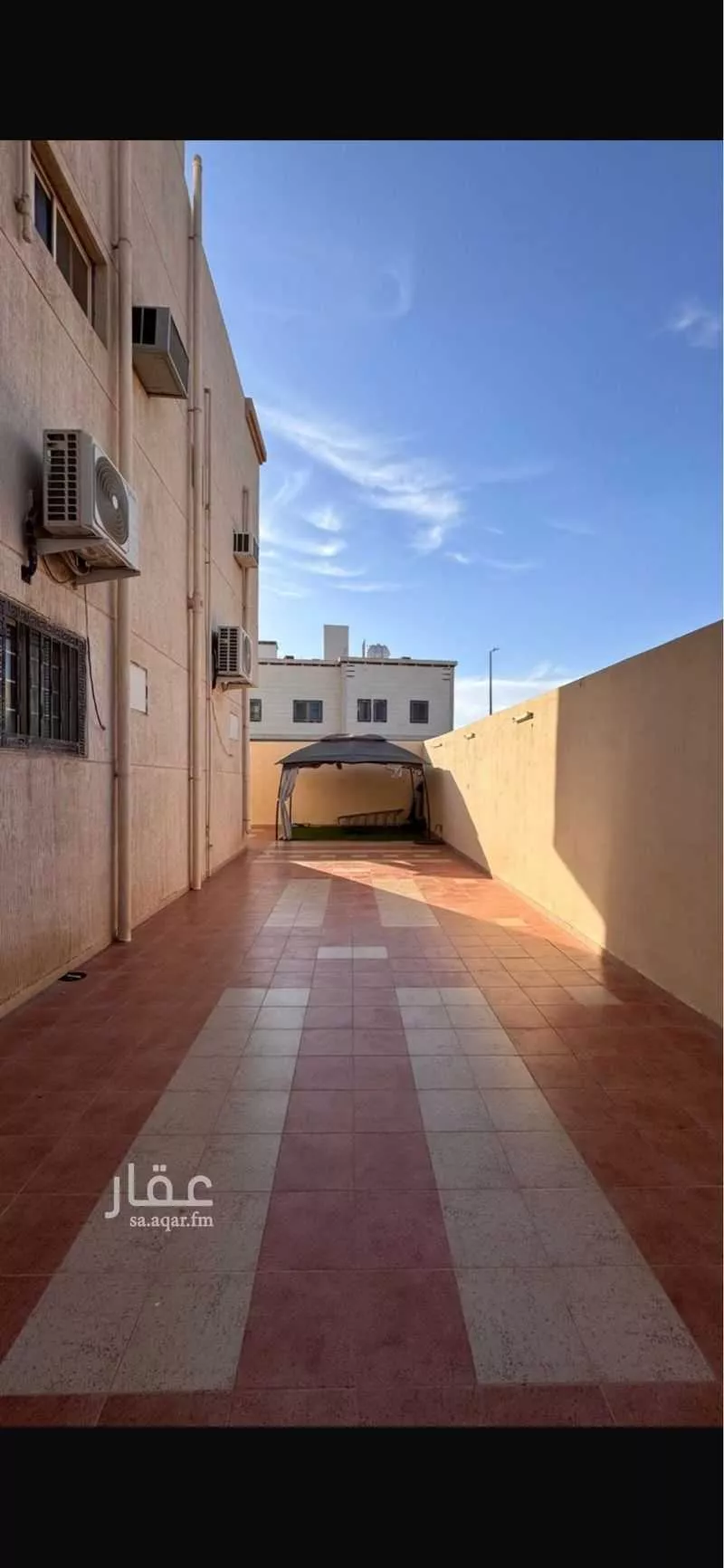 عمارة 551 م² في الدفاع 1