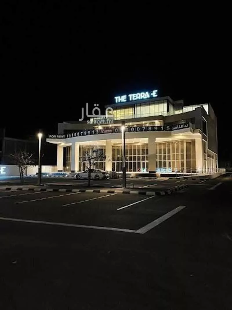 4 bedroom office in Ash Shati Al Gharbi, Eastern Province 10