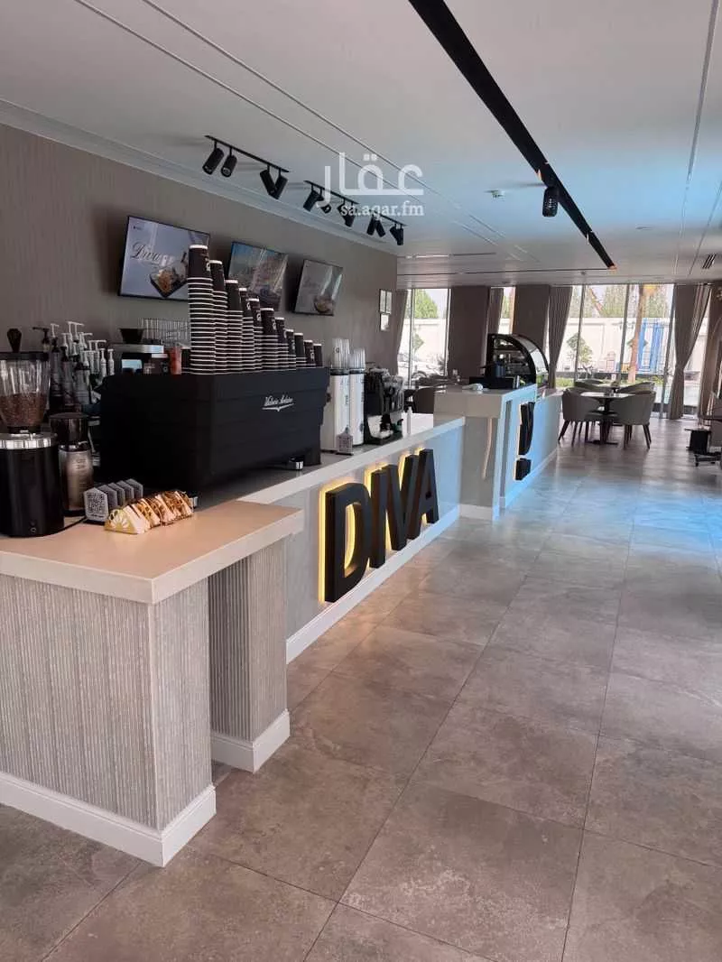 عمارة 250 م² في البساتين 4