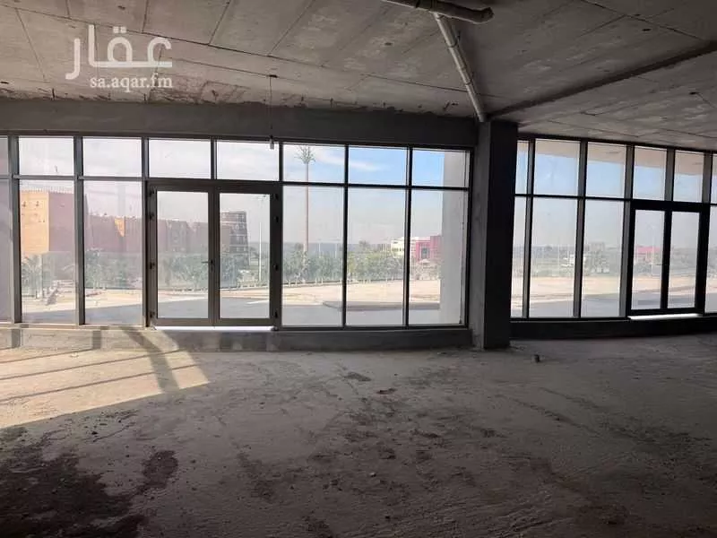 4 bedroom office in Ash Shati Al Gharbi, Eastern Province 15
