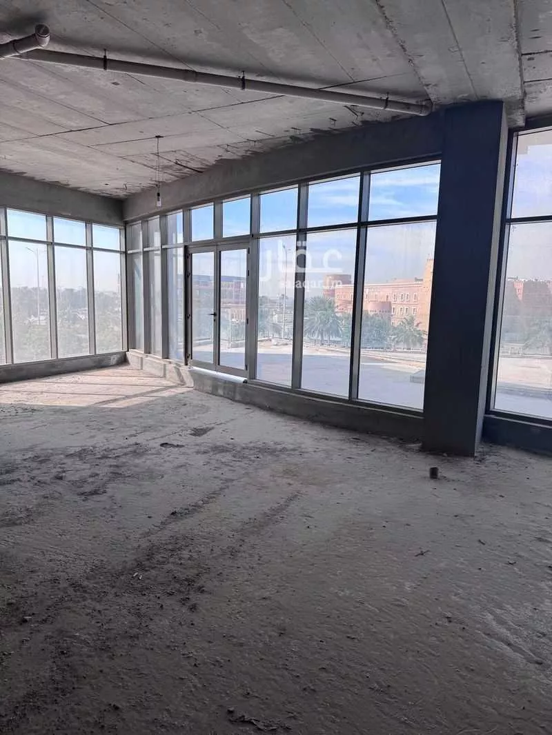 4 bedroom office in Ash Shati Al Gharbi, Eastern Province 13