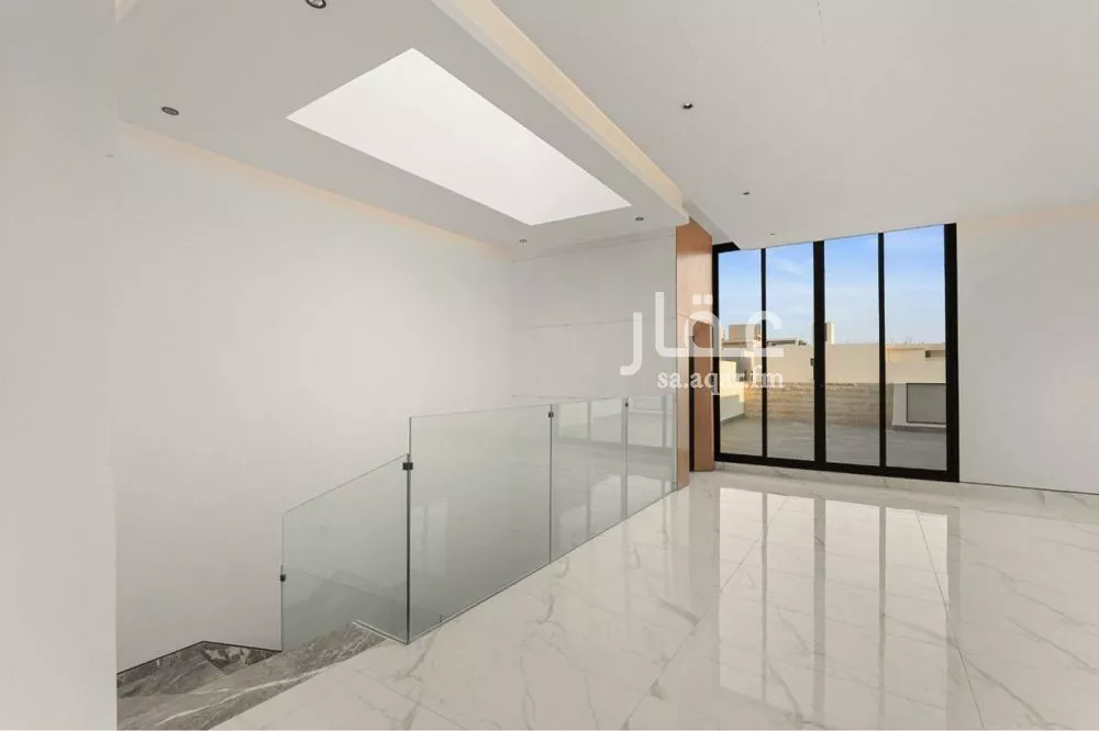 فيلا 5 غرف في النرجس 4