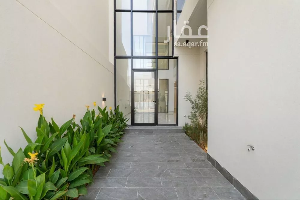 فيلا 5 غرف في النرجس 5