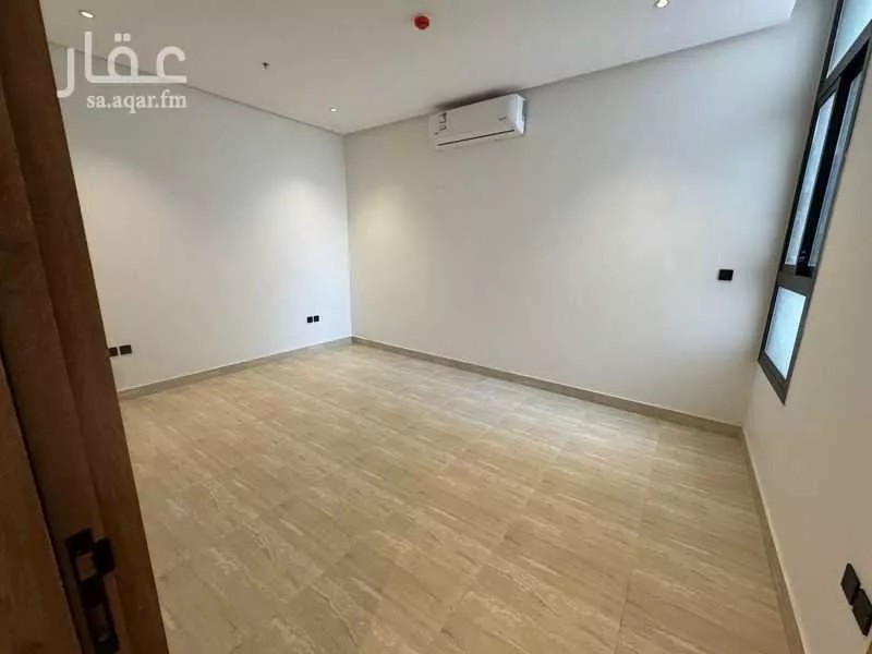 شقة 4 غرف في الرمال 4