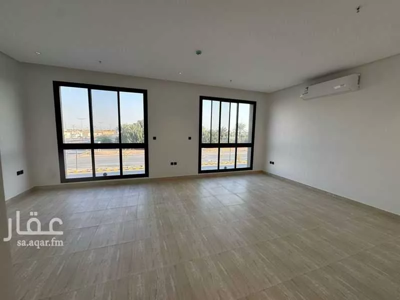 شقة 4 غرف في الرمال 1