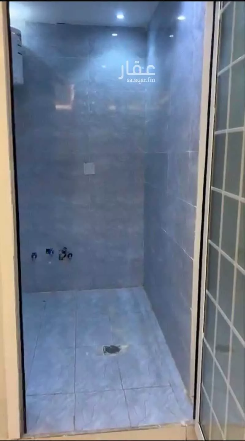 فيلا 1 غرف في الرمال 4