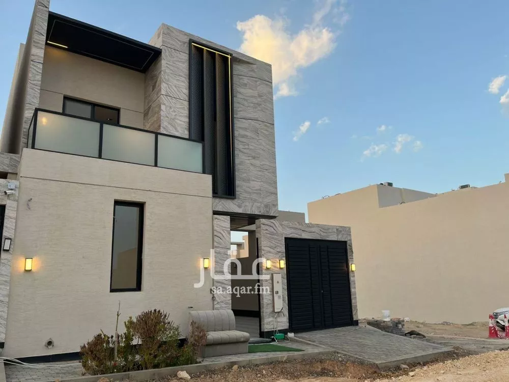 5 bedroom villa in Al Mahdiyyah 4