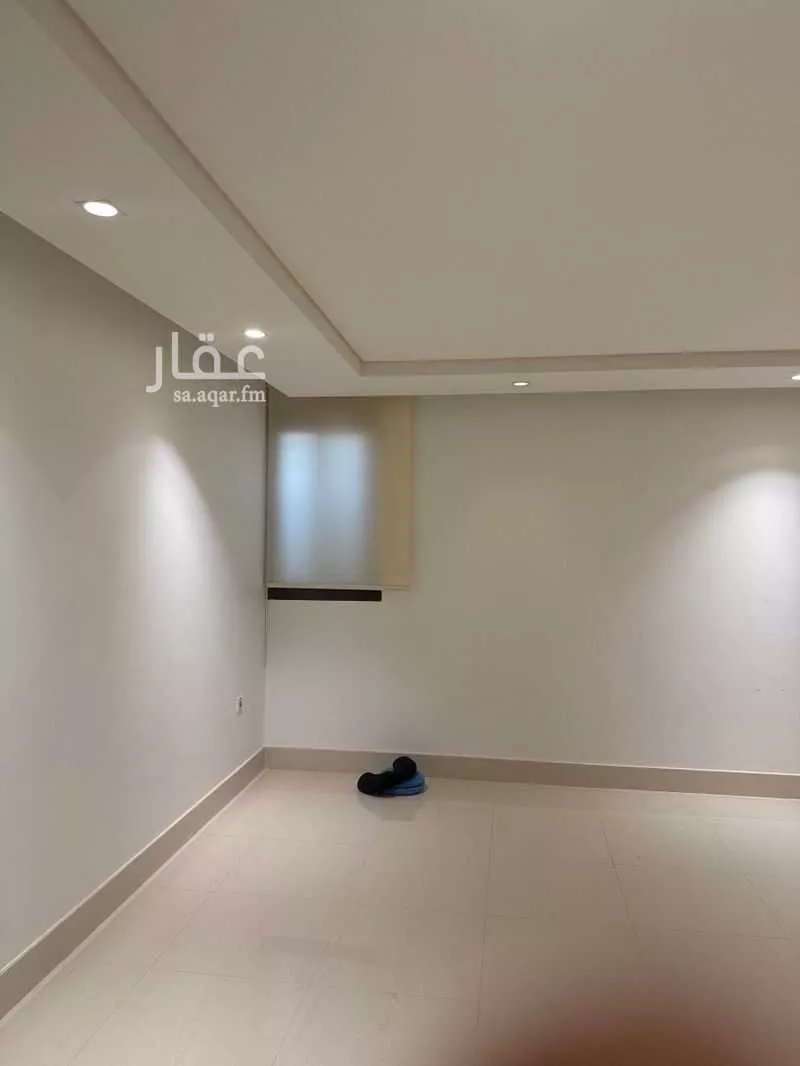 دور 4 غرف في الملقا 5