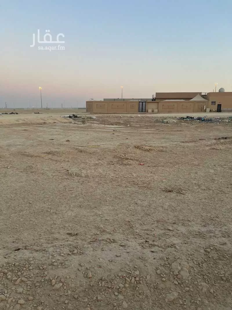 أرض 850 م² في طويق 4