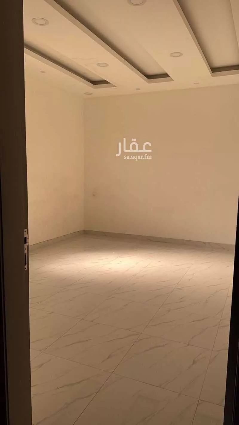 شقة 4 غرف في العارض 3