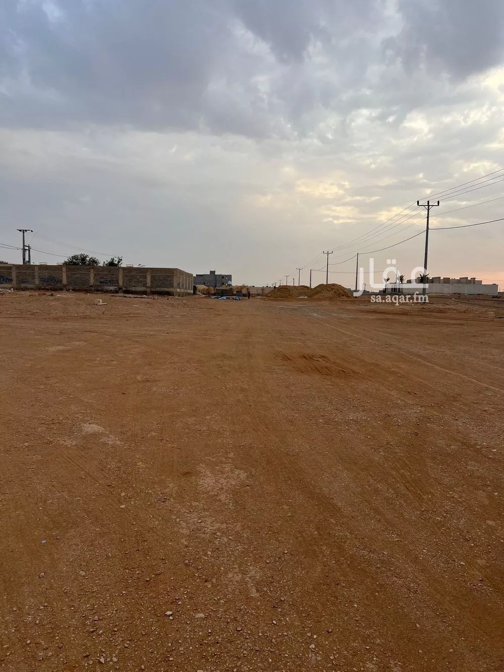 أرض 600 م² في بنبان 3