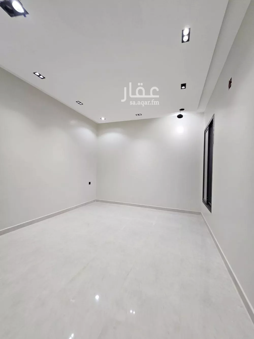 دوبلكس 6 غرف في العريجاء الغربية 2