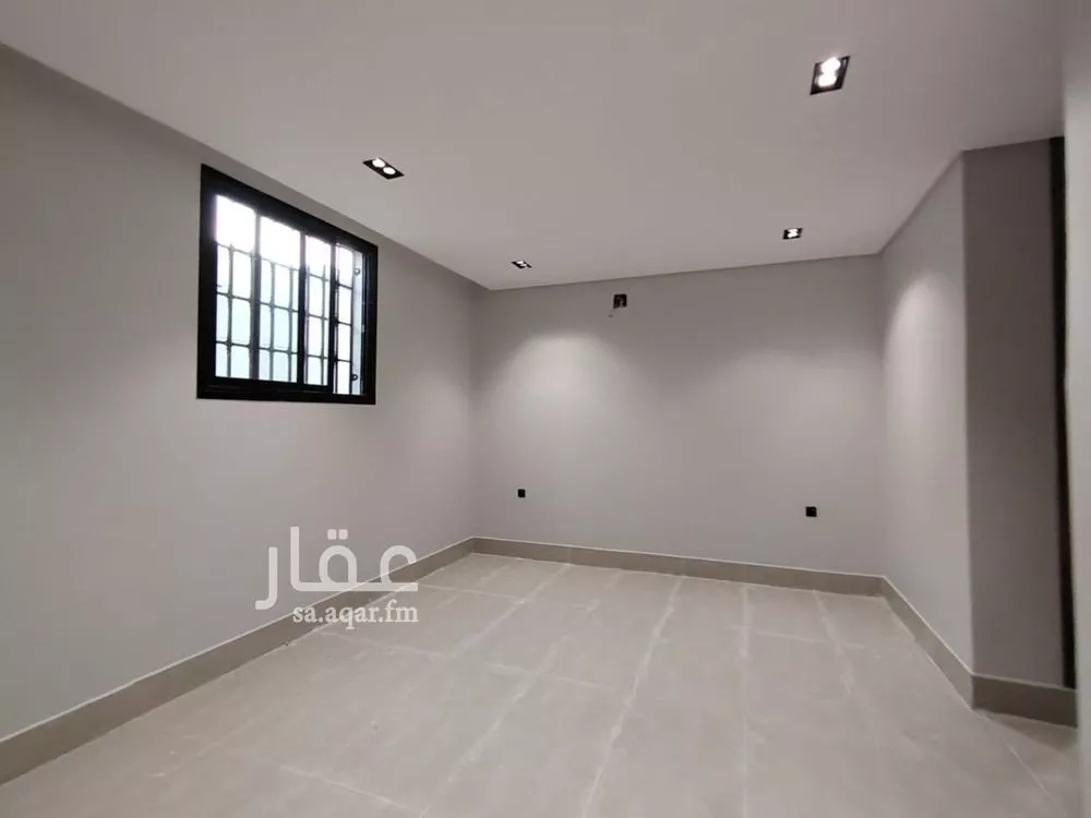 5 bedroom duplex in Okaz 4