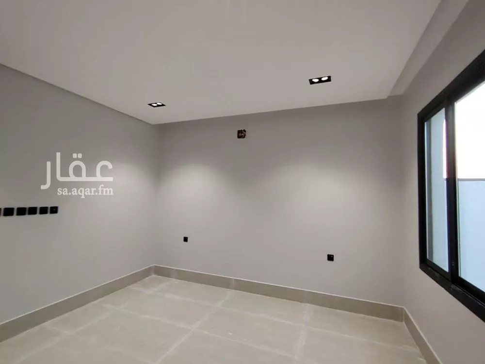 5 bedroom duplex in Okaz 5